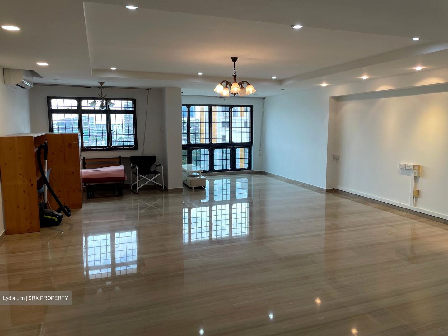 Blk 285A Toh Guan Road (Jurong East), HDB Executive #445588551